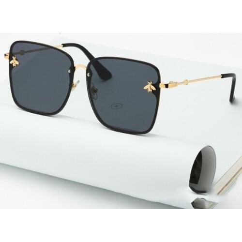 Oversized Square Bee Sunglasses Women Vintage Brand Metal Sun Glasses Men Shades Oculos Feminino Lentes Gafas De Sol Mujer UV400