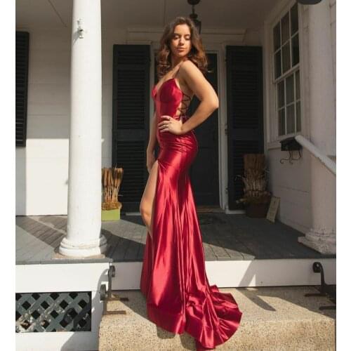 Sexy Mermaid Long Burgundy V-Neck Prom Dresses with Slit Criss Cross Back Sweep Train Robe De Soiree Pleated Formal Party Gown