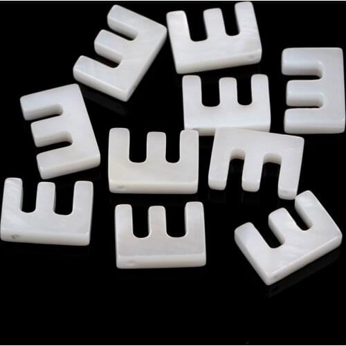 Natural A-Z Letter Alphabet Mother Of Pearl Shell Charms Beads for Jewelry Making Diy Bracelets Necklaces Jewellery Accessories