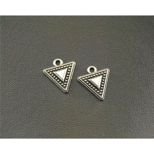 30pcs Silver Color Zinc Alloy triangle drop Charm Pendant DIY Necklace Bracelet Bangle Jewelry Findings 12x14mm A1550