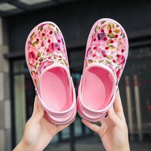 New summer beach Jelly Sandals Hole Shoes Beach Sandals Home Slippers Garden Shoes Camouflage Summer Men and Women Casual Shoes