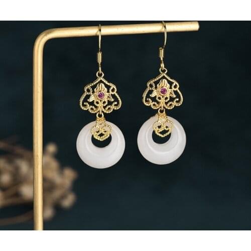 Retro White Stone Flower Earrings for Women Vintage Palace Ethnic Dating Jewelry 2021 Trend Fashion Earrings Friends Gift M4