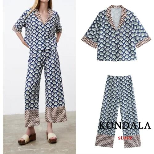 Women Chic Geometric Print Sets Za 2021 Vintage V Neck Loose Women Shirts and High Waist Wide Leg Pants Stylish Mujer Sets