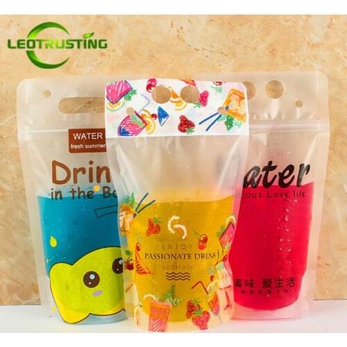 Leotrusting 50pcs 400-500ml Plastic Drinking Beverage Bags Hot/Cold Juice Milk Coffee Bag Party Wedding Christmas Beverage Bag