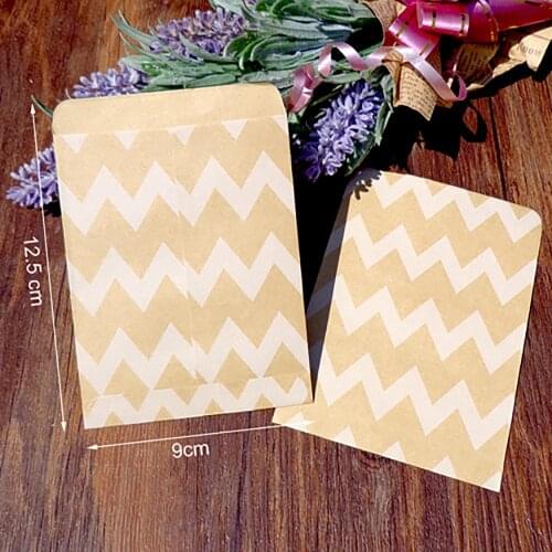 5-50pcs Paper Bag Treat bags Candy Bag Chevron Polka Dot Bags Christmas Wedding Birthday Party New Year Favors Supplies Gift Bag