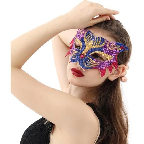 DIY Diamond Painting Mask Tiger Special Shaped Diamond Mosaic Cross Stitch Embroidery Creative Crafts Mask Art for Party Dance