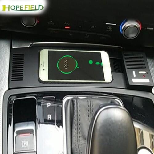 Car wireless charger QI phone charger charging plate phone holder adapter quick qc3 usb ports For Audi A6 C7 A7 C7 RS6 2016 2018