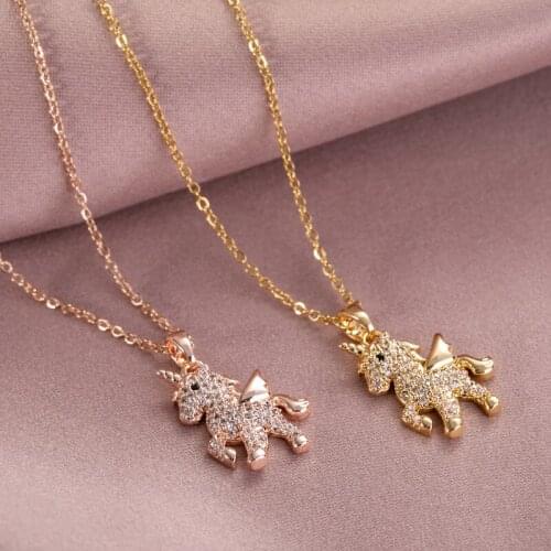 Unique Unicorn Pendant Necklace for Women Simple Rhinestones Girl Women Gold Chain Fashion Accessories BFF Goth Jewelry