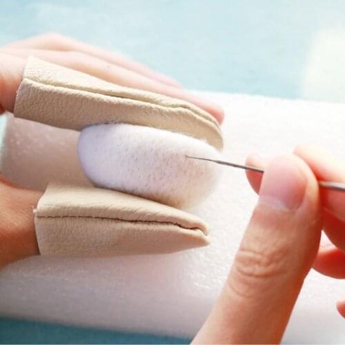 Nanchang Random Color Sale Handmade Leather Finger Cover DIY Wool Felt Pocked Needle Tool For Finger Protection 1 Pair/Lot