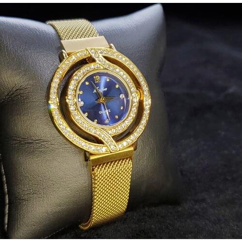 MiISSFOX Unique Blue Dial Woman Watch Gold Light Temperament Quartz Watches Women Daily Collocation Party Shine Lady Wri