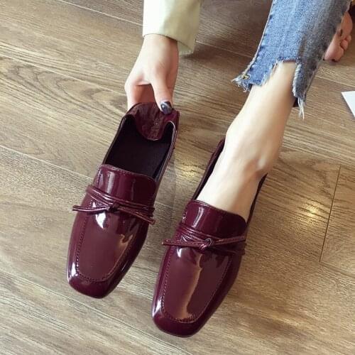Womens shoes leather shoes 2020 autumn new fashion retro thick heel square head bow soft bottom comfortable casual shoes