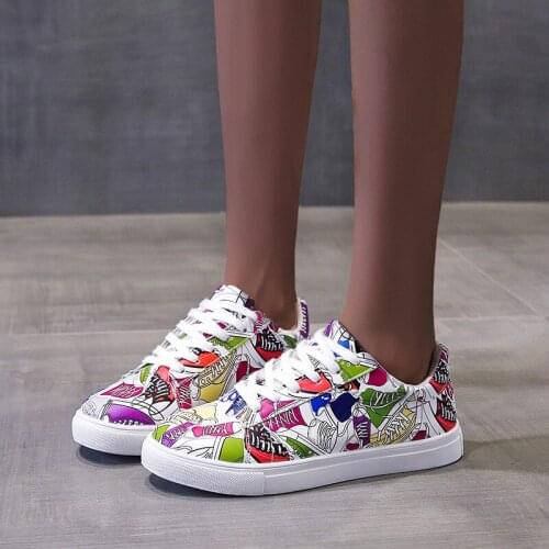 Womens Shoes 2020 Autumn New Popular Large Size Comfortable Flat Shoes Casual All-match Womens Thin Shoes