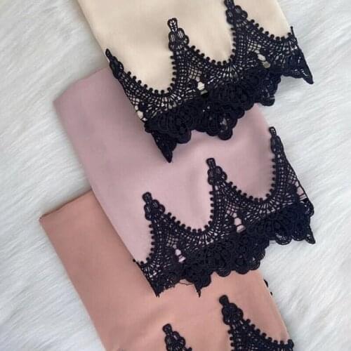 1 pc Bubble Heavy Chiffon Wrap With Black Embroidered Lace Shawls Solider Color Shawls Headband Muslim Hijabs Scarves/Scarf