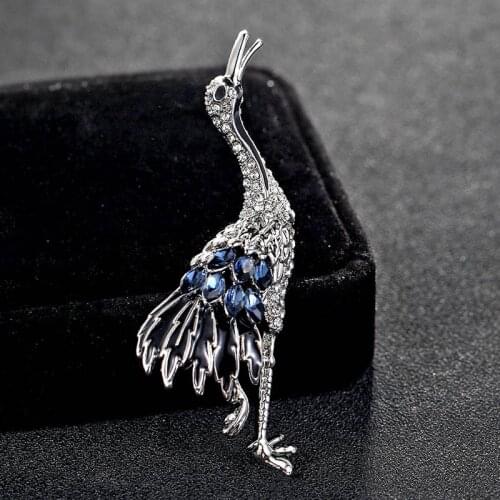 2018 New white crane birds Brooch Men Jewelry suit jacket pin jewelry Best Women corsage Scarf Pins Mens Enamel Pin Broches