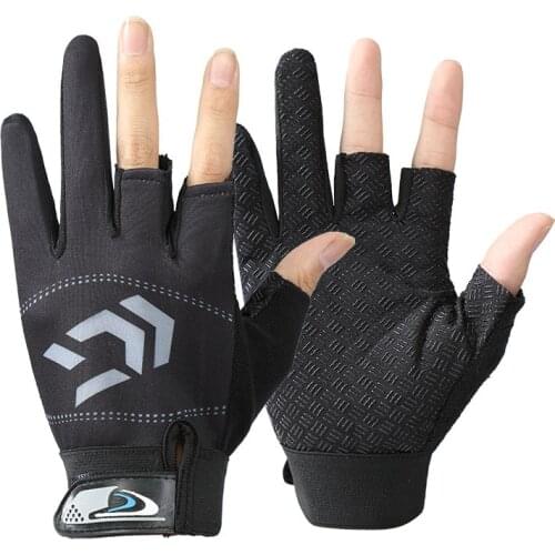 2021 New Arrival Daiwa 3 Fingers Cut Outdoor Sport Hiking Fishing Gloves Man Woman Waterproof Anti-slip Durable Fishing Wear