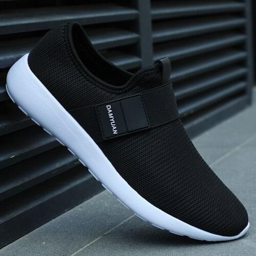 Casual Sports Mens Shoes Lightweight Comfortable Mesh Shoes Soft Shock-absorbing Soles Trendy Personality Walking Sneakers Men