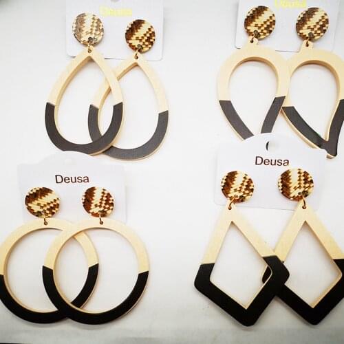 Free Shipping!Handmade Stud Wooden Earrings can mixed designs