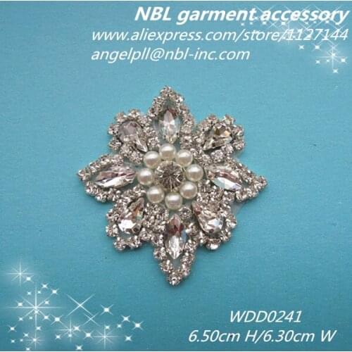30pcs) Wholesale beaded sewing silver crystal rhinestone pearl applique patch Iron on for dresses garment headband WDD0241