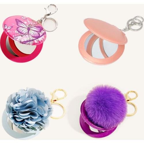 Pigment Cute Puff Ball There Mirror KeyChains Car Bag Santa Claus Key Chain PU Makeup Mirror Kids Woman Small Gift Accessories