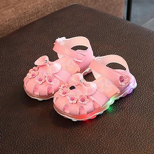 Summer Toddler Infant Kids Baby Girls LED Luminous Breathable Leather Bow Beach Shoes Soft Bottom Sandals Princess Shoes#g4