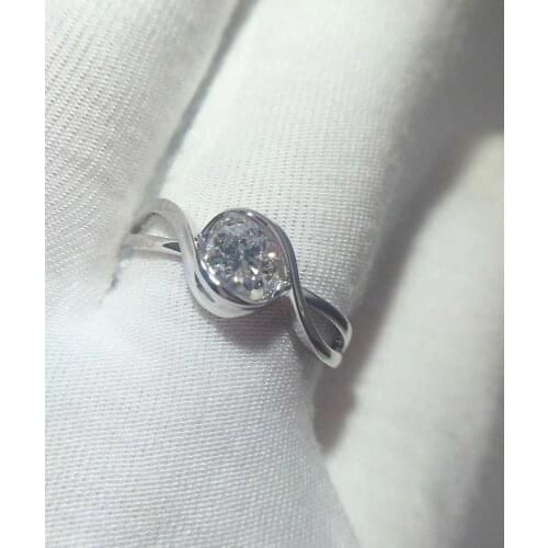 VVS D color 18K gold Au750 round 0.6 carat natural diamond simple atmosphere female ring