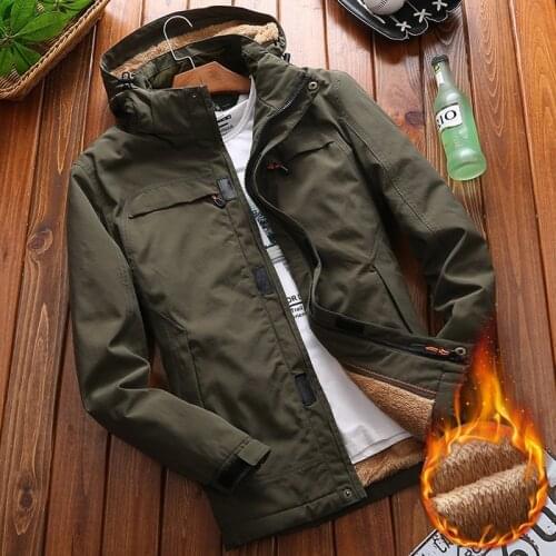 2020 Brand Winter Parka Men Warm Velvet Jacket Coat Casual Mens Outdoors Windbreaker Jackets Detachable Hooded Parka Coats Men