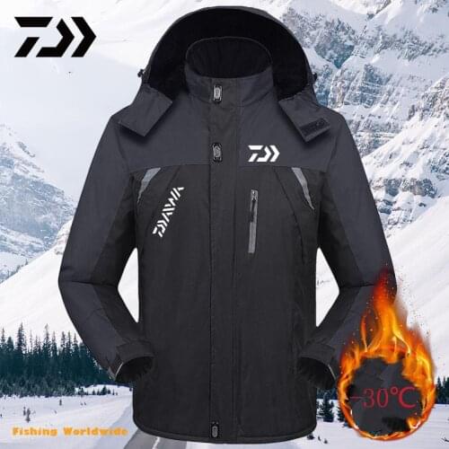 New Men Outdoor Daiwa Fishing Clothing Fleece Winter Waterproof Warm DAWA Fishing Jackets Patchwork Hooded DAWA Fishing Coat
