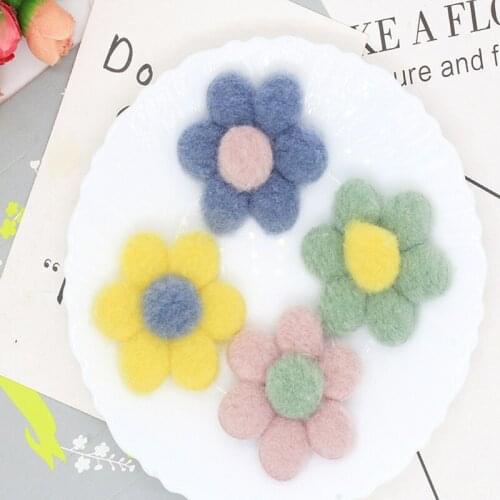 20pcs/lot 5.5cm Lovely flannelette flowers Patches Appliques For Clothes shoes Sewing Supplies DIY Hair Decoration