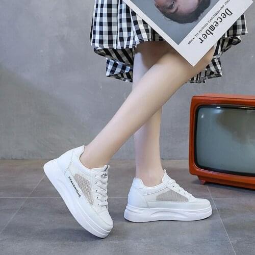 Spring Platform Sneakers Women Running Shoes Anti-slip Wear-resistant Fitness Shoes Breathable Solid Colors Slip on Casual Shoes