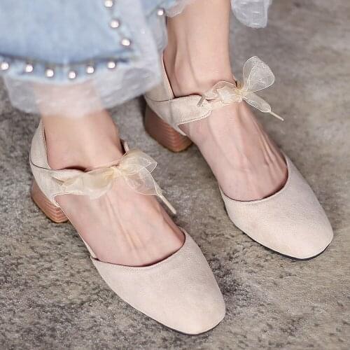 Lace Lace Tapered Thick Heel Toe Cap Pumps Hollow Flock Frosted Sweet Ladies Spring And Summer Casual Shoes Korean High Heels