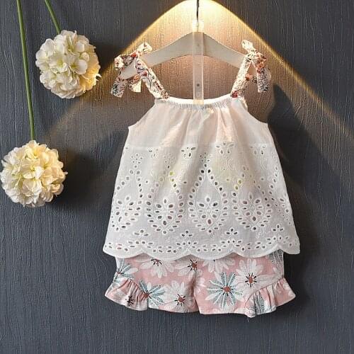 Girl Clothes Set Summer Vacation Style Strapless Hollow Out Vest+ Floral Print Shorts 2pc Children Clothing Set Cute Kid Outfits