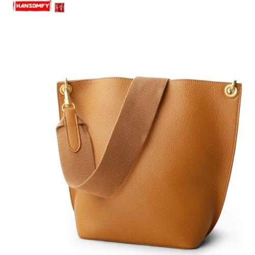 Bag Female Tote Bucket Bag Wide Shoulder Strap Fashion Small Leather Shoulder Messenger Bag 2020 New Head Layer Leather Women