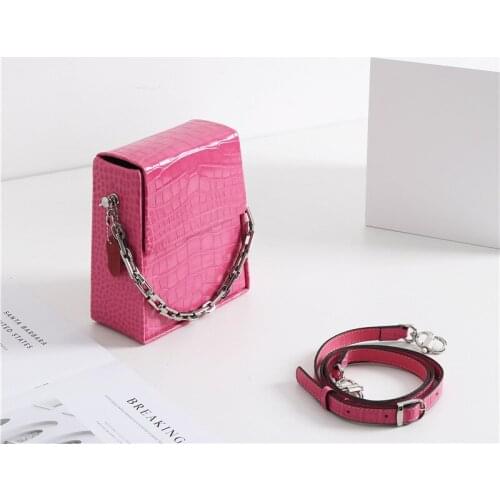 2021 New Handle Bag Exquisite Women Trapezoidal Box Bag High Quality Leather Fashion Crossbody Bag For Women