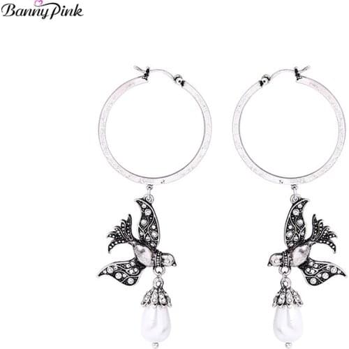 Banny Pink Vintage Hollow Circle Round Pendant Earrings For Women Ethnic Imitation Pearl Bird Statememt Drop Earrings Pendientes