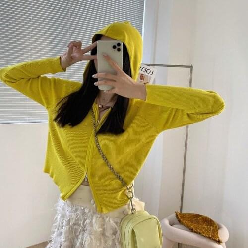 2021 Spring Fashion Long-sleeved Short Black Yellow Temperament Tight-fitting Hooded Zipper Knitted Small Jacket Women Cardigan
