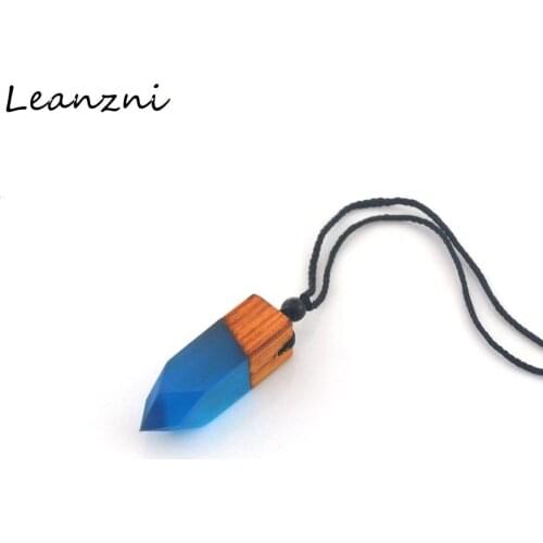 Leanzni Retro claim wood resin necklace pendant, special-shaped handicrafts, mens jewelry, gifts, wholesale