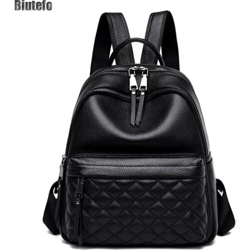 Fashion Genuine Leather Backpack Women Small Travel Bag Luxury Bolsos Para Mujer Headphone plug Soft Designer High Quality Black