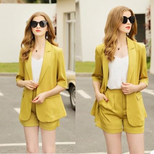 Summer V Neck Women Suits Peaked Lapel Custom Made 2 Pieces Set (Jacket +Shorts) Casual Daily Elegant Blazer