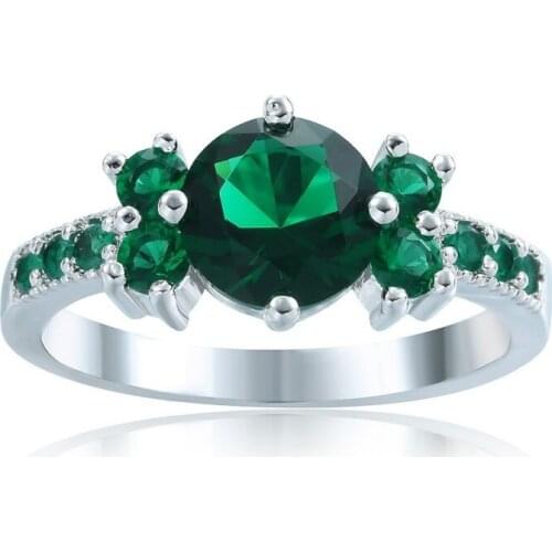 Simple Minimalist Style Finger Rings Modest Design with Cute Green Cubic Zircon Stone Proposal Engagement Rings for Girl