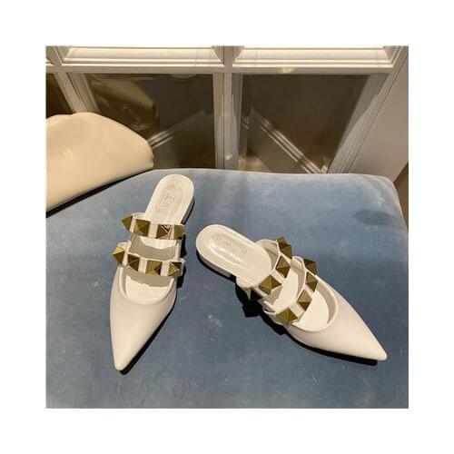 Plus Size 43 Fashion Luxury Rivet Woman Basic Pumps Women Low Heel Casual Pointed Toe Heels Slippers Mules Shoes Sandals Loafers