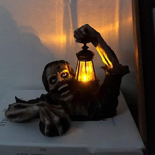 2021 New Zombie Crawling Out of Grave with Led Lantern Garden Decor Zombie Statues Horror Movie Garden Zombie Statue
