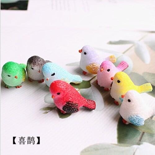 8pcs /lot Cute resin Little Parrot Bird Cartoons Animal Decoration Crafts For DIY Jewelry Materials