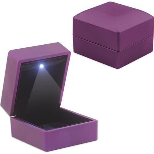 Alis Silver Light Purple Color Ring Box