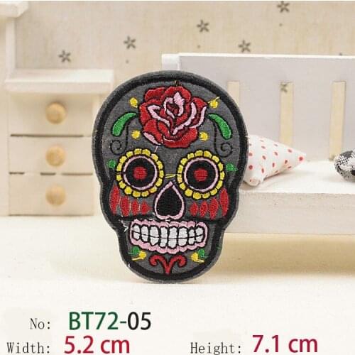 100PCS/pack Skull Flower Iron On Patches For Clothing Summer Fabric Badge Stickers Clothes Jeans Washable Decoration