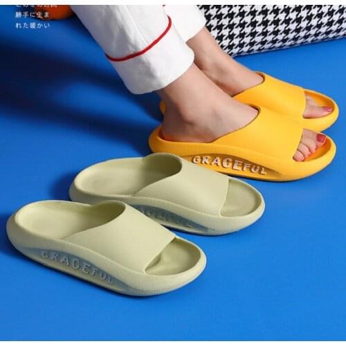 Slippers for Women Men Summer Wear Thick-soled Bathroom Shoe Couples Slippers for Men Fashion Shoes EVA Soft Sole