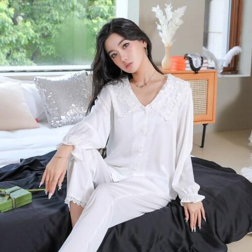 Sweet Lace Turn-Down Collar Women Pajamas Sets Faux Silk Bride Lingerie Pyjamas Suit Bud Sleeve Sleepwear Spring Home Nightwear
