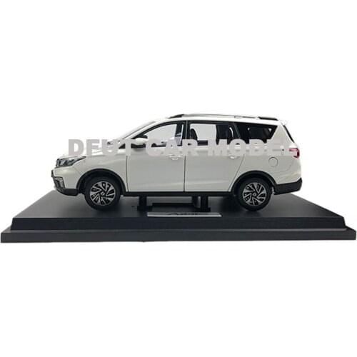 1:18 Alloy A800 Car Model Of Childrens Toy Cars Original Authorized Authentic Kids Toys