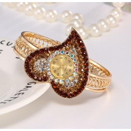 Luxury Womens Bracelet Watches 2018 Gold Ladies Dress Quartz Wristwatches relogio feminino Heart-shaped reloj mujer Clock Gifts