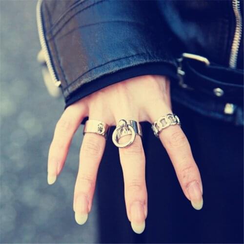 Fashion circle ring Minimalism wind Rings of metal fan ring delicate woman man ring 2021