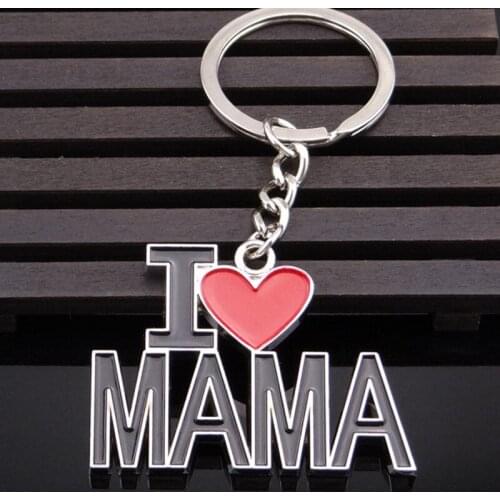 Novelty I Love Mama Heart Keychains For Women I Love PAPA Key Chain Ring Bag Car Trinket Key Holder Mothers Day Gift Souvenirs